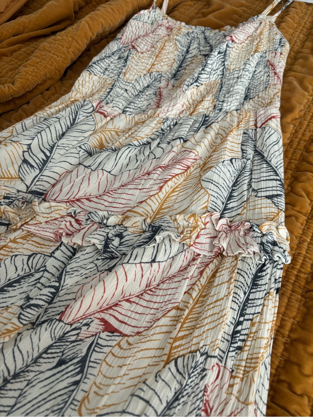 Printed Leaf-Pattern Women’s Dress in Cream, Navy & Rust